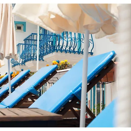 Mavi Yaprak 酒店 *