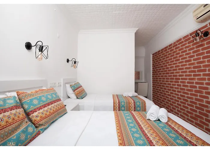 Mavi Yaprak Ölüdeniz